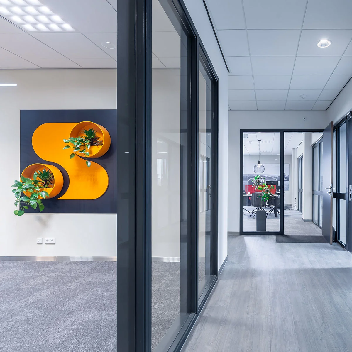 Glazen kantoorwanden en systeemplafonds Schotte Verpakkingen Ens